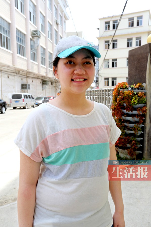 励志!横县盲妹子到青岛盲校上高中 迈向大学校门