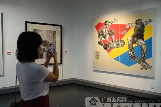 2015年广西艺术作品展览在邕举行